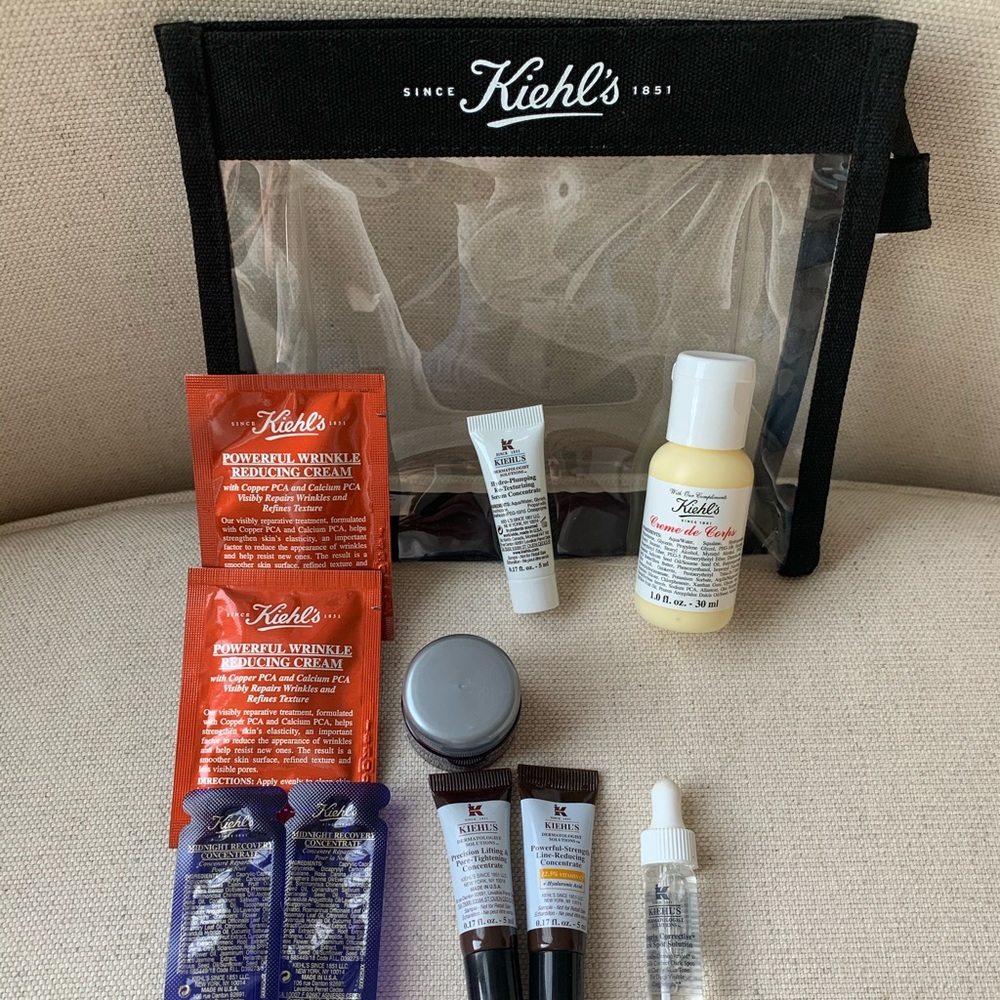 Kiehls makeup bag with samples new